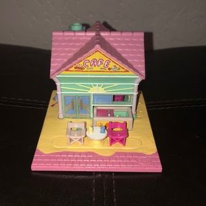 Bluebird Polly Pocket Beach Cafe